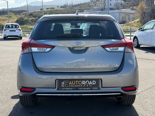 Toyota Auris 2016-thumb-6