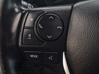 Toyota Auris 2016-thumb-15