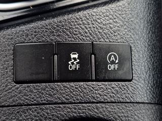 Toyota Auris 2016-thumb-19