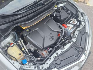 Toyota Auris 2016-thumb-22