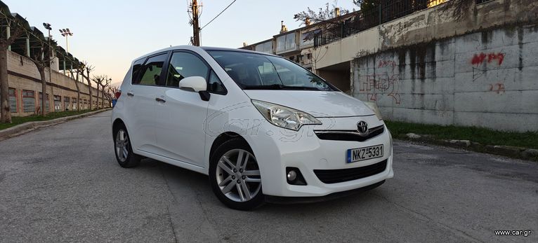 Toyota Verso-S 2012 Lounge-Αυτόματο-Υγραεριοκίνηση-Πανόραμα