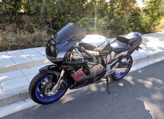 Suzuki GSX-R 750 1995 W