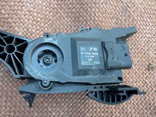 Mercedes Cla180d 13-19 Πενταλ Γκαζιου A2463001404-thumb-2