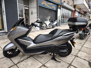 Honda Forza 300 2015