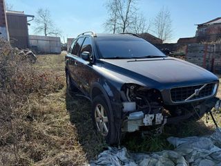 VOLVO XC90-thumb-2