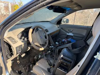 VOLVO XC90-thumb-6