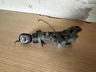 VOLKSWAGEN POLO GOLF SEAT IBIZA CORDOBA AUDI A3 A4 2001-2008 KΛΕΙΔΑΡΙΑ ΜΙΖΑΣ ΜΕ ΚΛΕΙΔΙ 4Β0905851