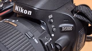 Nikon D5100 +Φακος Sigma 18-50mmF2,8