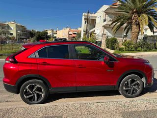 Mitsubishi Eclipse Cross 2022 Plug-In Hybrid INTENSE 4WD-thumb-3