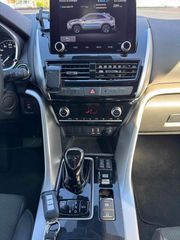 Mitsubishi Eclipse Cross 2022 Plug-In Hybrid INTENSE 4WD-thumb-11