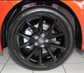 Γνήσιες ζάντες Toyota Yaris 17"