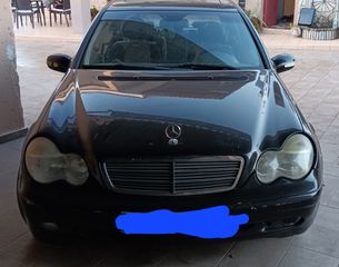 Mercedes-Benz C 220 2004