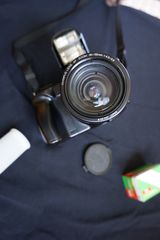 Olympus IS-2000 35mm Film Camera ED 35-180mm Zoom AF Lens.  Made in Japan.  Πλήρες λειτουργικό-100%. !!!  Σαν καινούργιο.