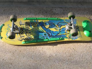 Skateboard  Σανιδα μηκους 76 εκ. τροχοι 55 χλστ