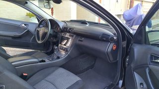Mercedes-Benz C 180 2004 coupe