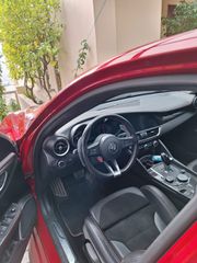 Alfa Romeo Giulia 2017 quadrifoglio