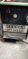 Μηχάνημα ηλεκτροσυγκόλλησης σύρματος μαζί με την μπουκάλα