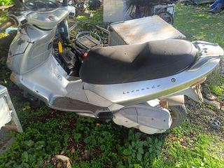 Aprilia leonardo