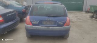 Renault Clio 2000