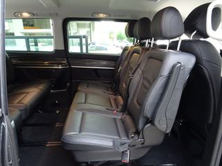 Mercedes-Benz 2023 V300 AVANTGARDE (1339)-thumb-12