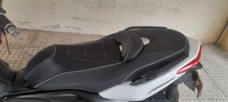 Yamaha XMAX 250 2016-thumb-2