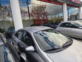 Nissan Primera 2006 1600 16V-thumb-2