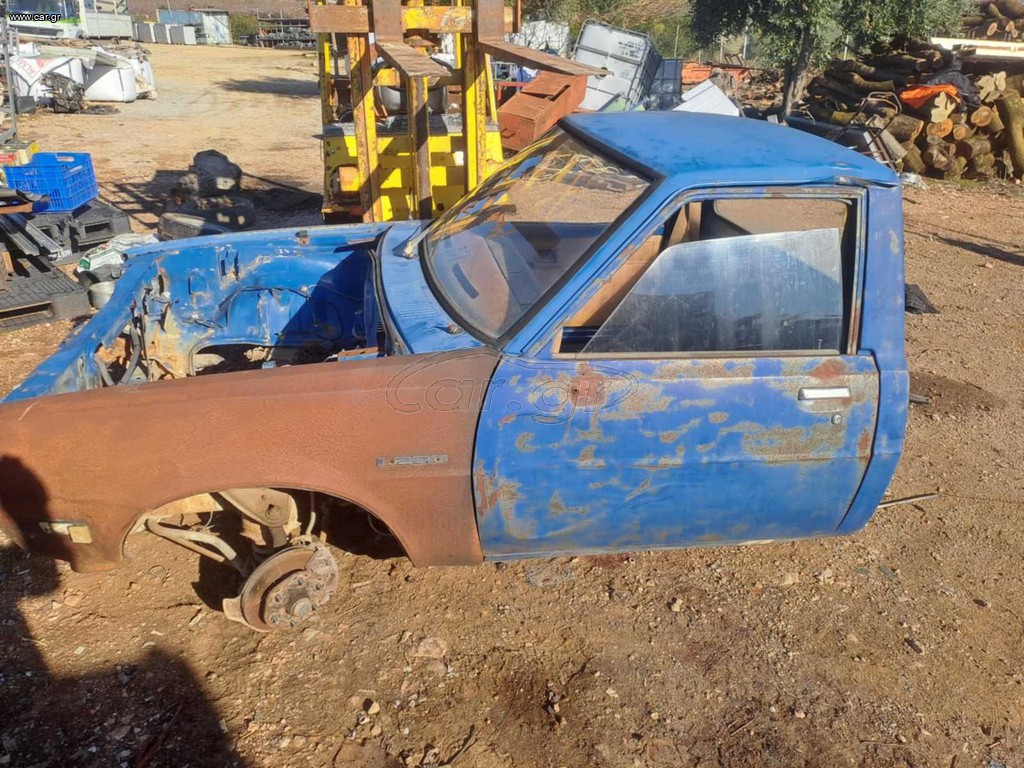 ΚΑΜΠΙΝΑ ΑΓΡΟΤΙΚΟΥ  L200
