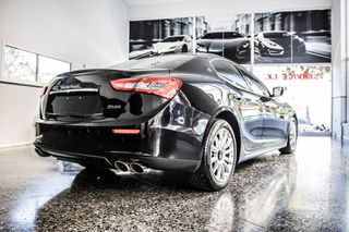 Maserati Ghibli 2016-thumb-16