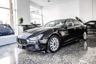 Maserati Ghibli 2016-thumb-18
