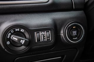 Maserati Ghibli 2016-thumb-23