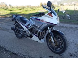 Yamaha FJ 1200 1990 .