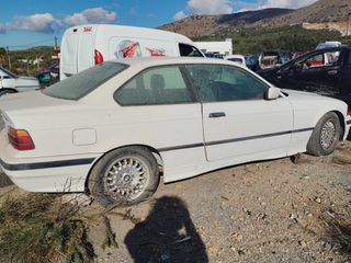 BMW 320  1995  2000cc   COUPE-thumb-3