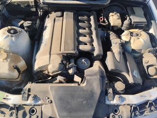 BMW 320  1995  2000cc   COUPE-thumb-4