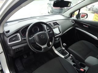 Suzuki SX4 S-Cross 2017 4X4 LED KLIMA KAMERA DIESEL-thumb-16