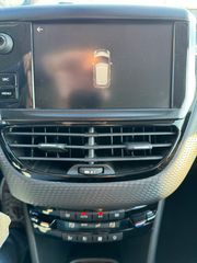 Peugeot 208 2018 `1,2 Pure Tech Allure 110ps AUTOMATO-thumb-18