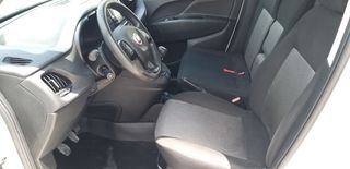 Κλούβα Fiat 2018 DOBLO 1.6 Maxi 105ps  A/C  3Θέσιο-thumb-37