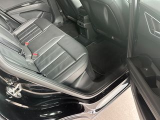 Audi Q4 e-tron 2021-thumb-13