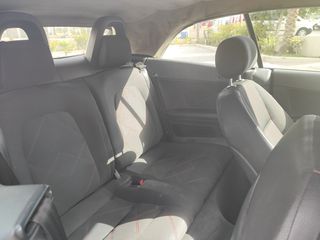 Audi A3 2011-thumb-12