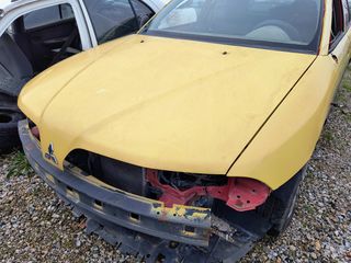ΚΑΠΟ ΕΜΠΡΟΣ CARISMA 01 **AUTO IKAS**