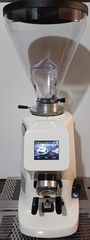 MAZZER  GRINDER SUPER  JOLLY  CONVERT ON DEMAND   ΜΕΤΑΧΕΙΡΙΣΜΕΝΟΣ ΜΕ ΠΛΗΡΕΣ SERVICE ΣΕ ΑΡΙΣΤΗ ΚΑΤΑΣΤΑΣΗ.