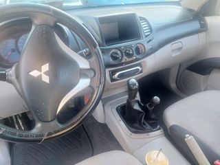 Mitsubishi L200 2009 SINGLE CAB 2.5 DI-D 4WD A/C-thumb-10