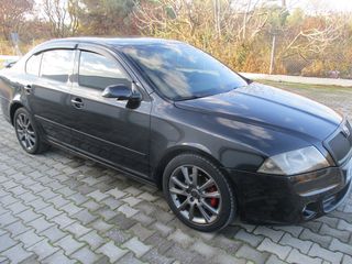 Skoda Octavia 2008-thumb-1
