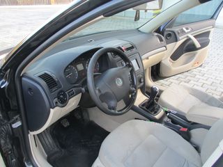 Skoda Octavia 2008-thumb-11