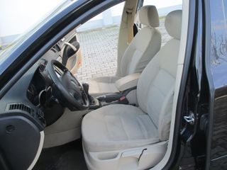 Skoda Octavia 2008-thumb-13