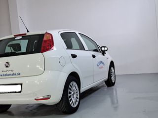 Fiat Punto 2015-thumb-4