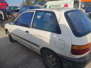 TOYOTA STARLET ΓΙΑ ΑΝΤΑΛΛΑΚΤΙΚΑ | www.anakiklosi-lagada.gr-thumb-4