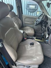 Jeep Cherokee 2004-thumb-2