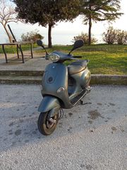 Piaggio Vespa ET4 150 2000