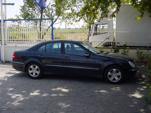 Mercedes-Benz E 200 2005 1.8 AVANTGARDE * FULL EXTRA