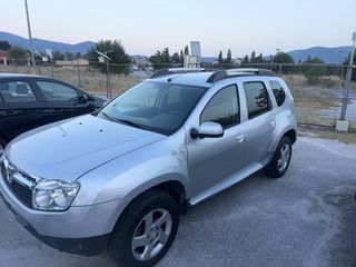 Dacia Duster 2011-thumb-5